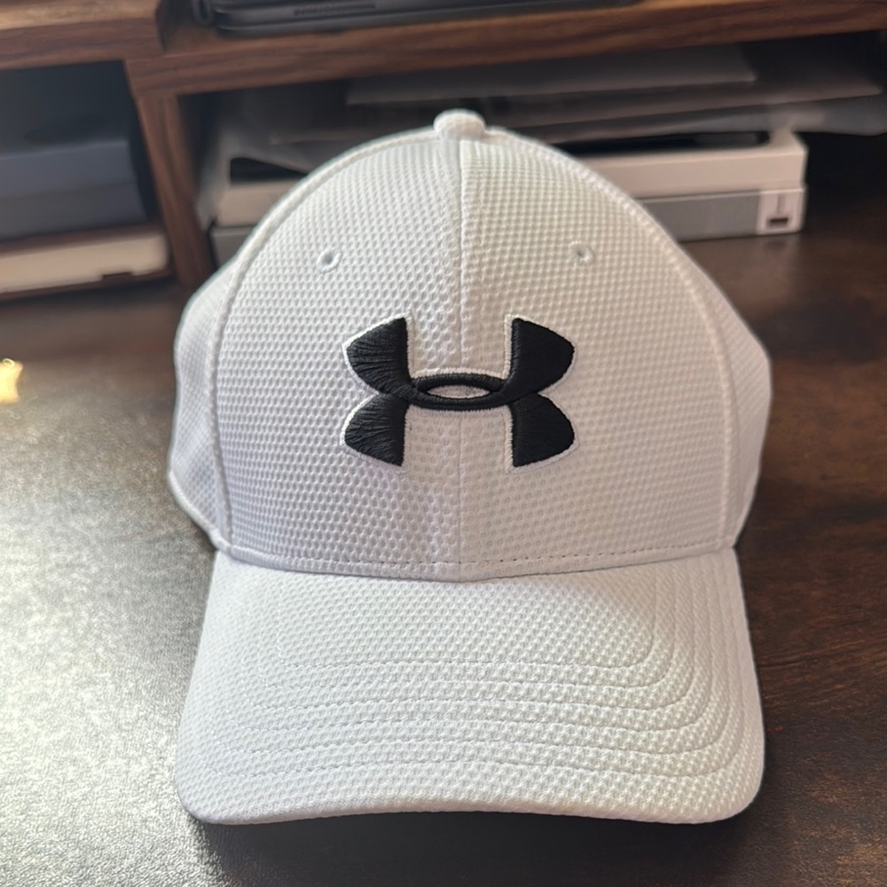 Under Armour Textured White Hat